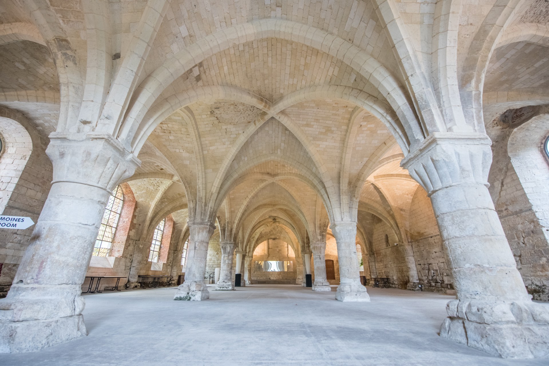 Résultat de recherche d'images pour "abbaye de vaucelles"